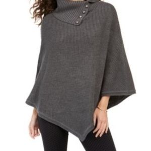 Shaker Poncho W/ MK Dome